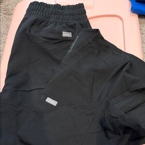 Woman’s fig scrub top and bottom